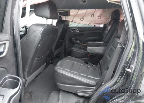 2019 GMC Yukon Denali z USA, uszkodzony, nr VIN 1GKS2CKJ7KR309848